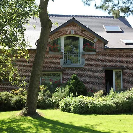 La Citadelle D'hututu 3* Avesnes-sur-Helpe